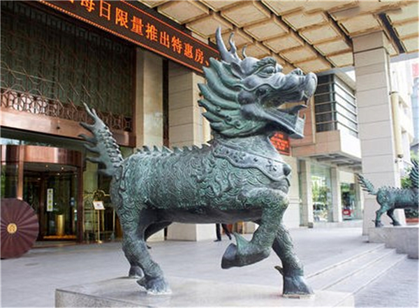 銅麒麟雕塑價(jià)格.jpg 銅麒麟雕塑價(jià)格.jpg
