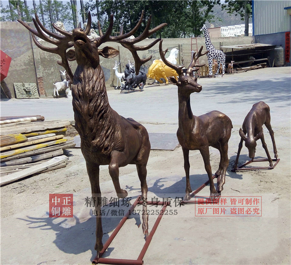 銅鹿雕塑價(jià)格.jpg 銅鹿雕塑價(jià)格.jpg