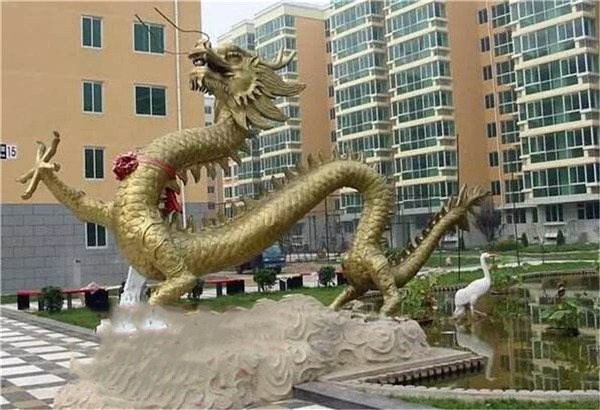 5米長(zhǎng)龍雕塑.jpg 5米長(zhǎng)龍雕塑.jpg