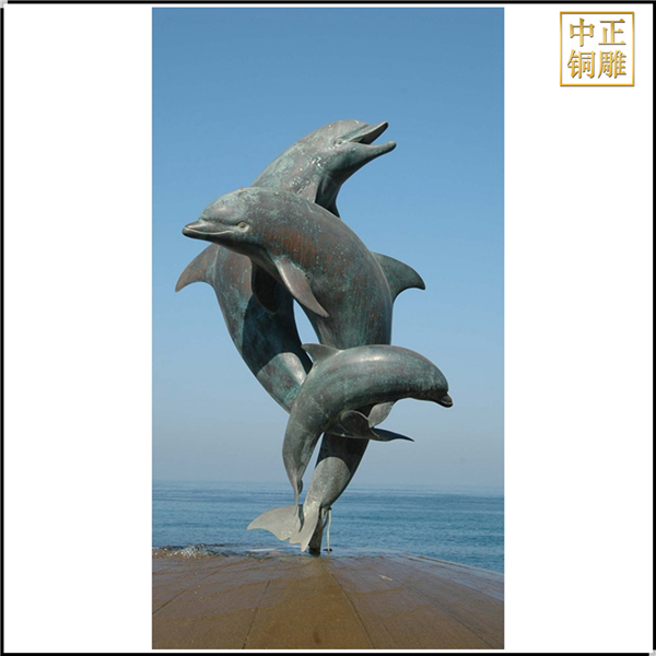 廣場(chǎng)海豚雕塑.jpg 廣場(chǎng)海豚雕塑.jpg