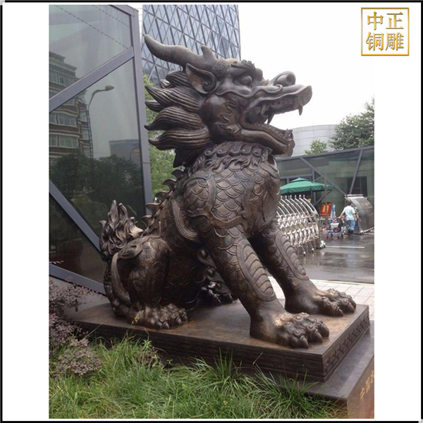 大型銅麒麟雕塑.jpg 大型銅麒麟雕塑.jpg