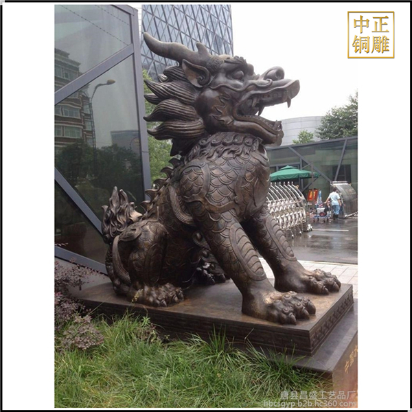室外銅麒麟雕塑.jpg 室外銅麒麟雕塑.jpg