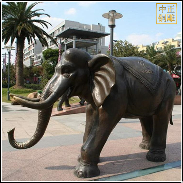 大型招財銅大象.jpg 大型招財銅大象.jpg