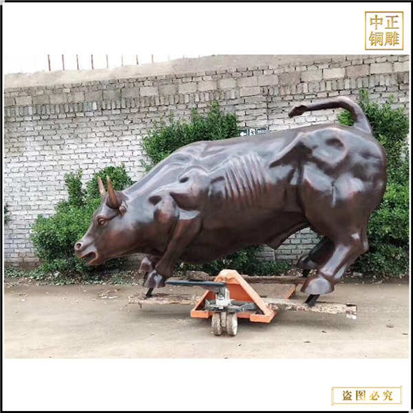 步行街華爾街大型銅牛.jpg 步行街華爾街大型銅牛.jpg