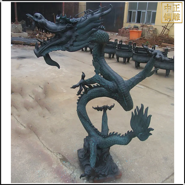 純銅盤(pán)龍動(dòng)物雕塑定制