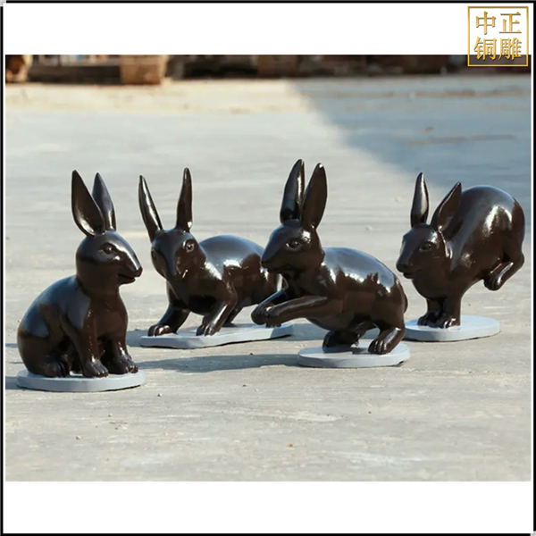 園林小兔子動(dòng)物雕塑.jpg