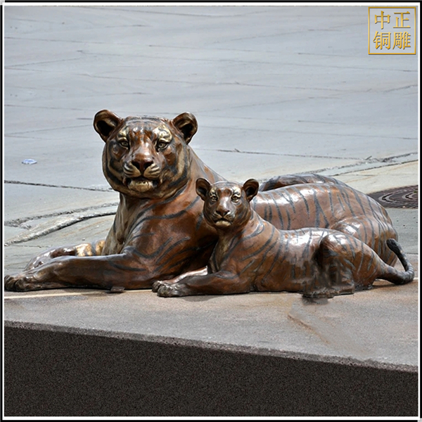 純銅老虎動物雕塑.jpg